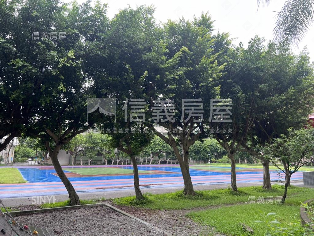秀山國小旁美裝大三房房屋室內格局與周邊環境