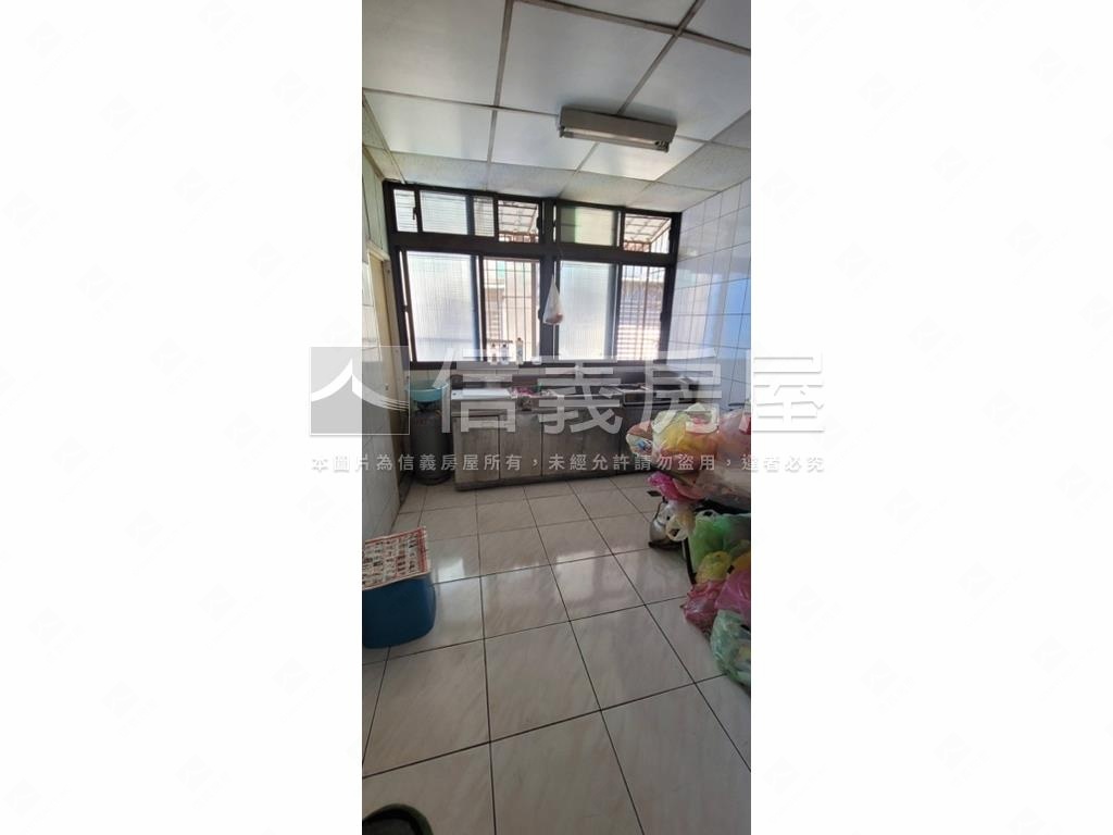 邊間３樓房屋室內格局與周邊環境