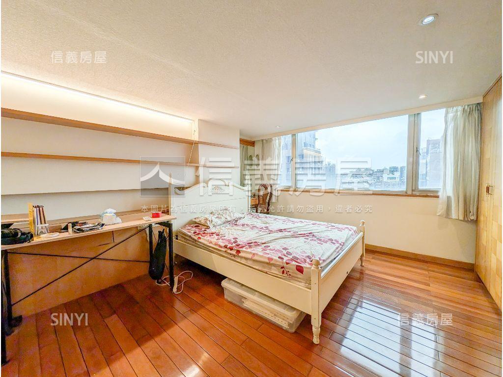 基泰高更景觀高樓大戶車位房屋室內格局與周邊環境