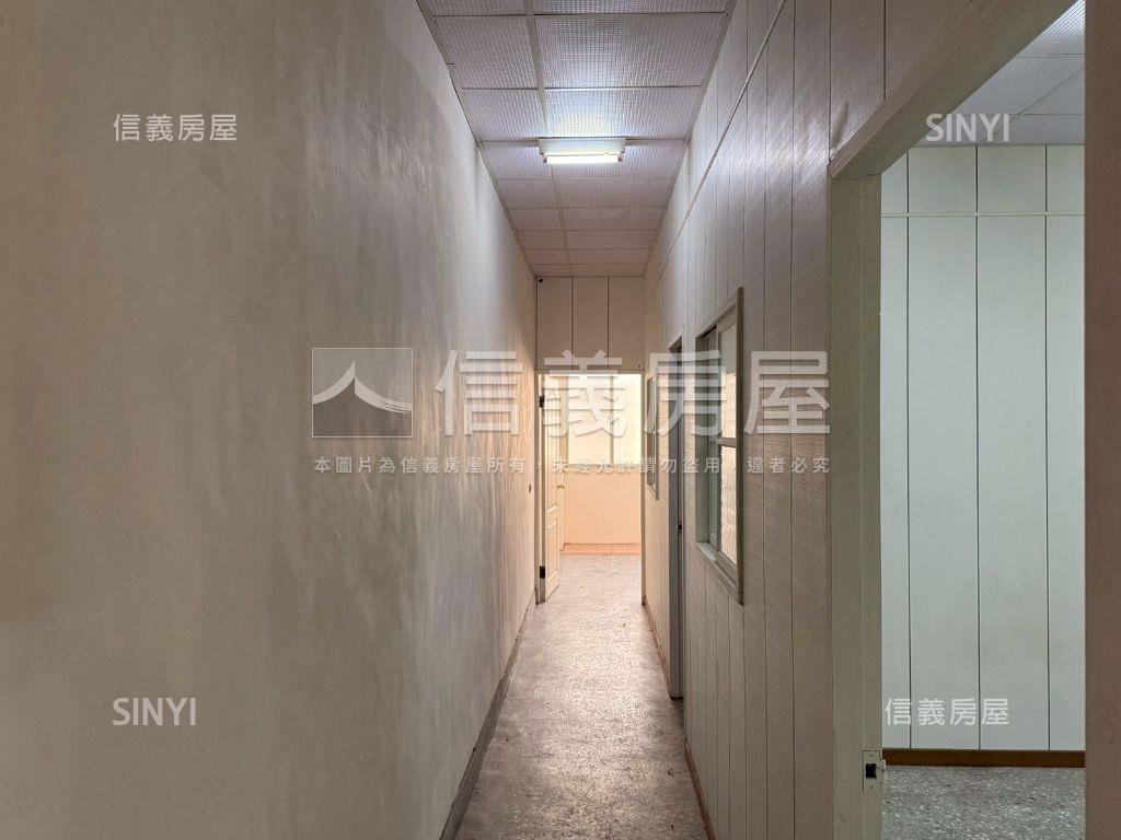 近家樂福沙鹿美透天房屋室內格局與周邊環境