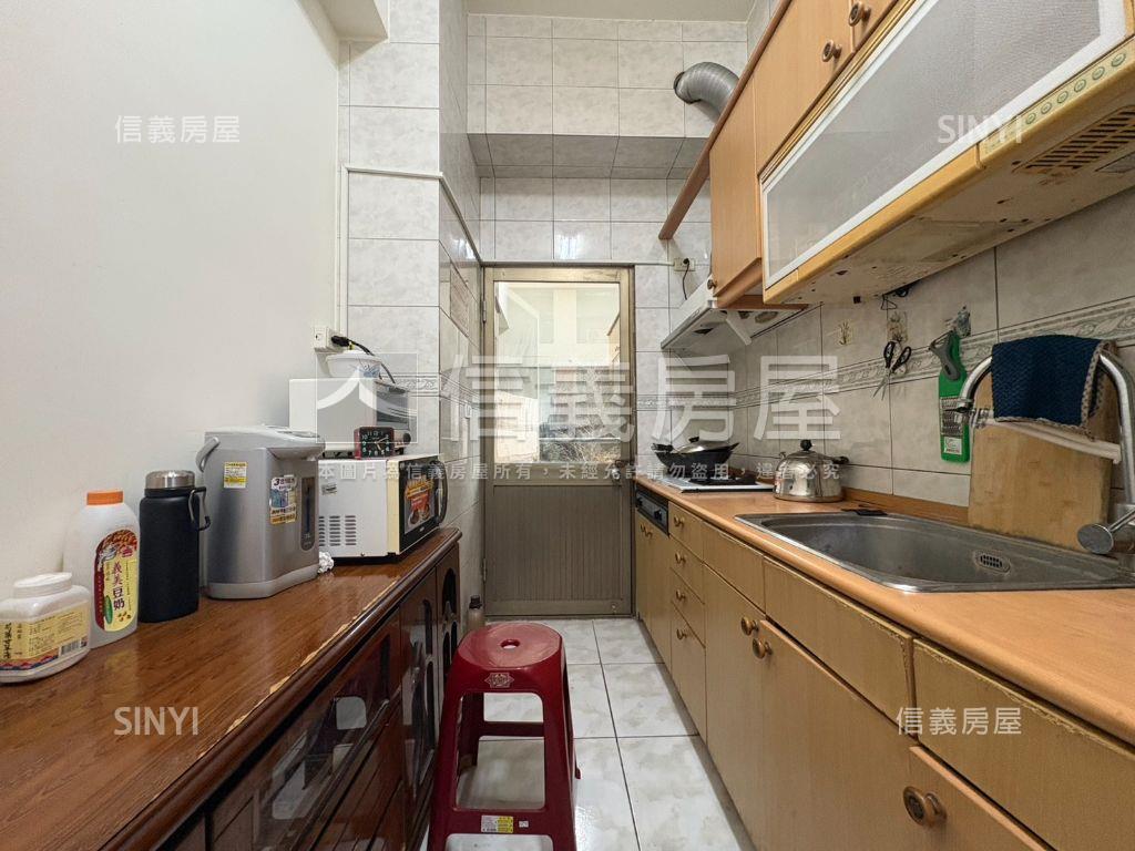 千興帝國三房質感美宅房屋室內格局與周邊環境