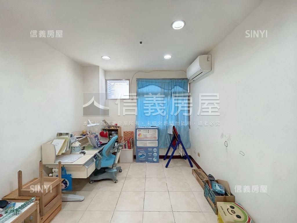 自立國宅四房含車位房屋室內格局與周邊環境
