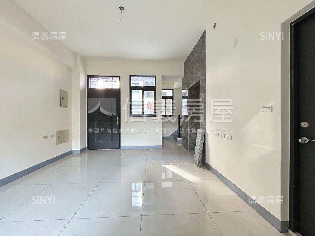 花壇全新大面寬透天５房屋室內格局與周邊環境