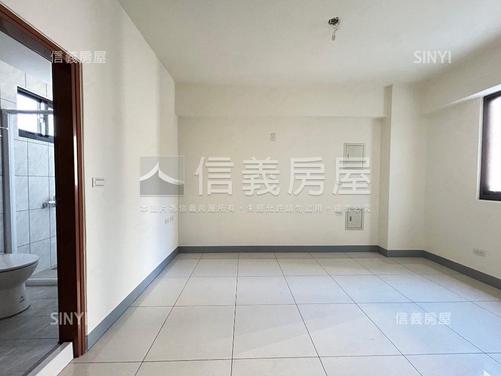 花壇全新大面寬透天５房屋室內格局與周邊環境