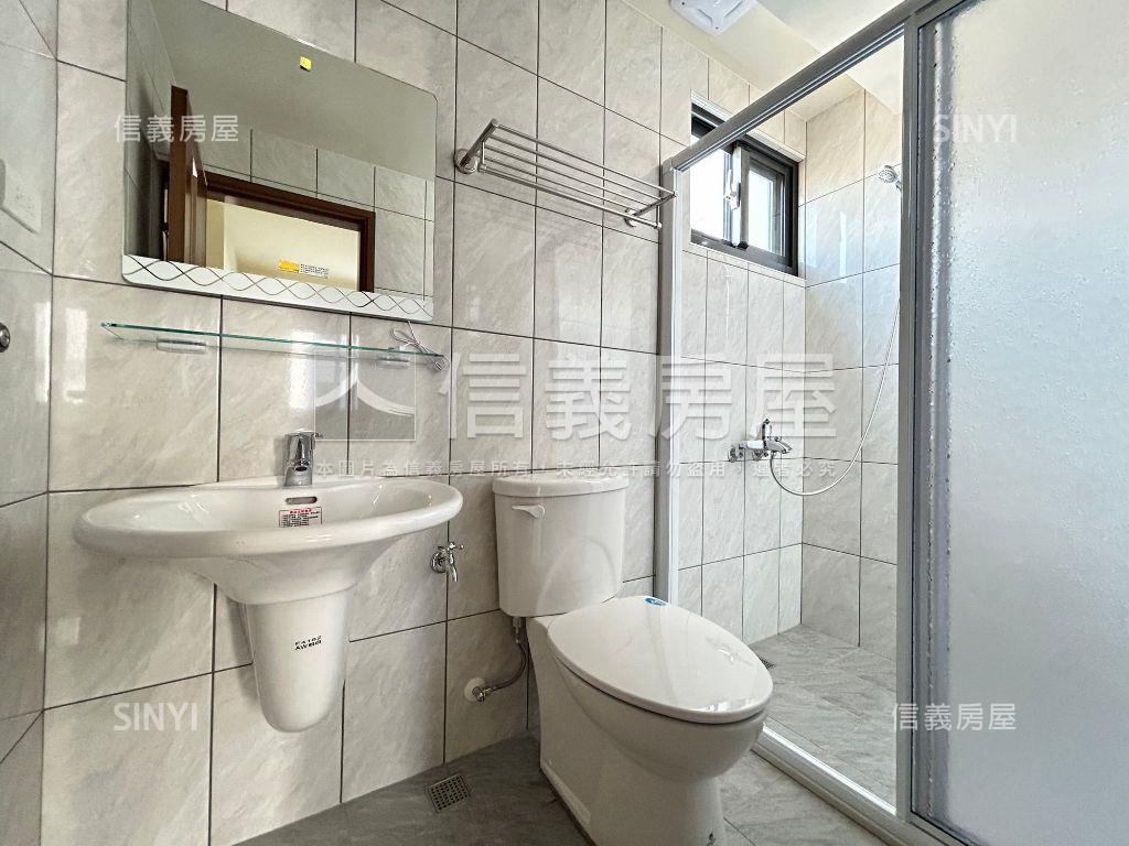 花壇全新大面寬透天５房屋室內格局與周邊環境