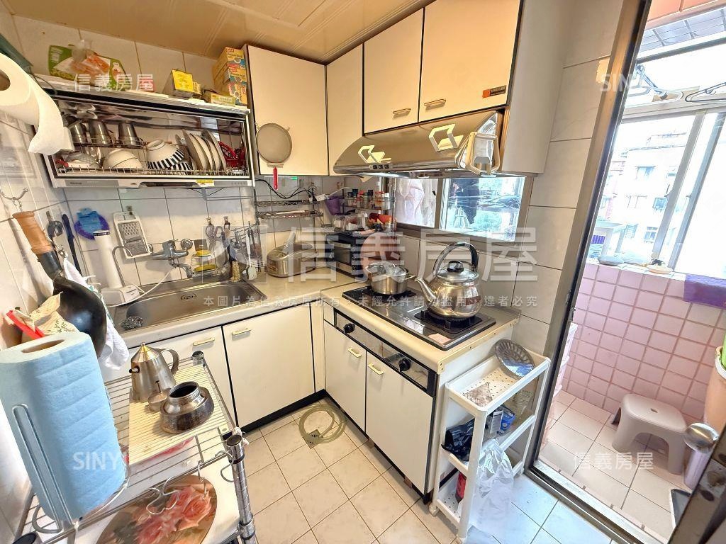 專任⭐宏盛檳城２房車位⭐房屋室內格局與周邊環境