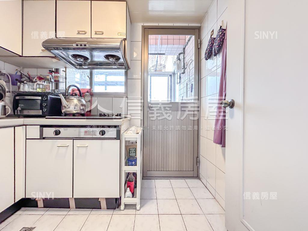 專任⭐宏盛檳城２房車位⭐房屋室內格局與周邊環境