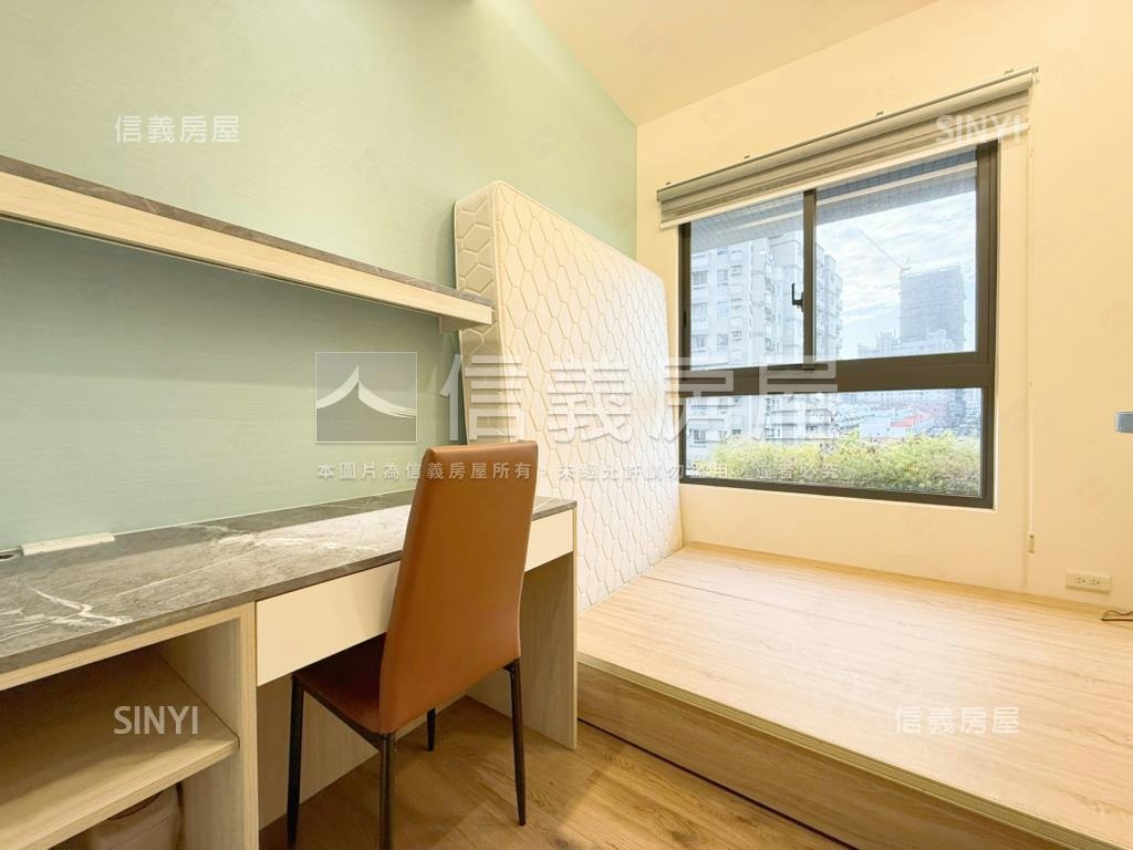 大城仰雲精裝潢三房車位房屋室內格局與周邊環境