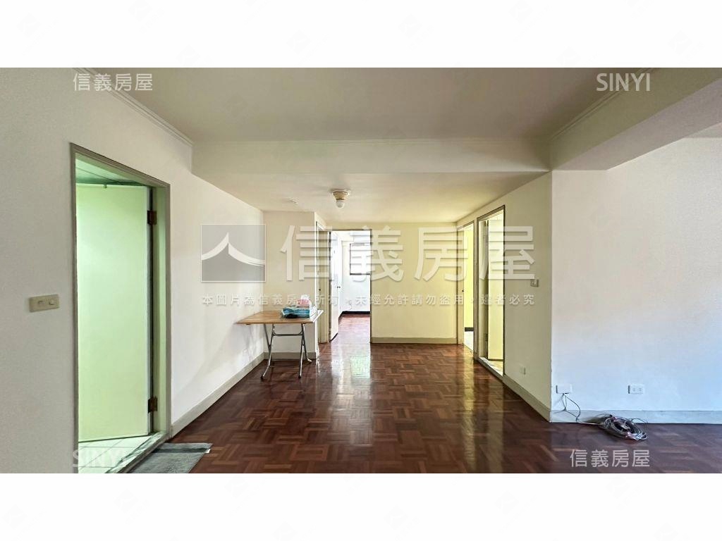 潤華大樓電梯三房房屋室內格局與周邊環境