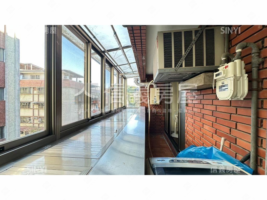 潤華大樓電梯三房房屋室內格局與周邊環境