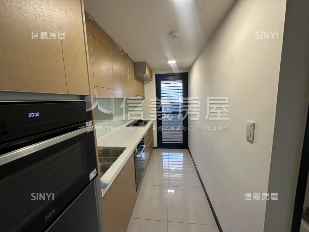 長虹天韻三房首購宅房屋室內格局與周邊環境