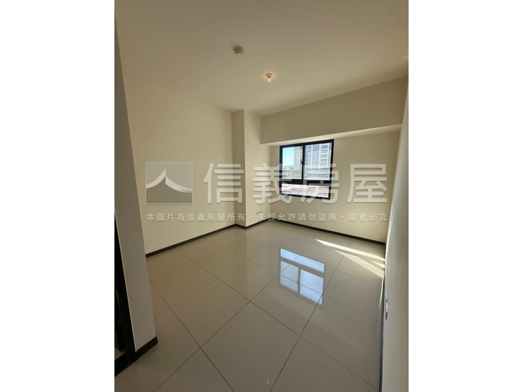 長虹天韻三房首購宅房屋室內格局與周邊環境