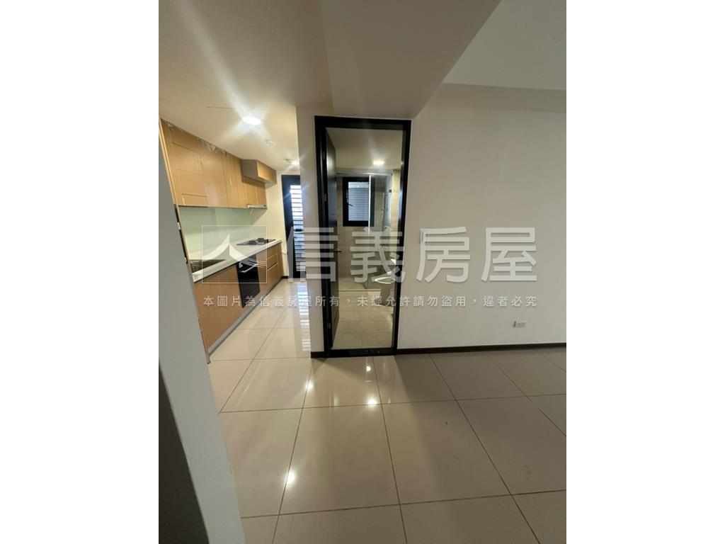 長虹天韻三房首購宅房屋室內格局與周邊環境