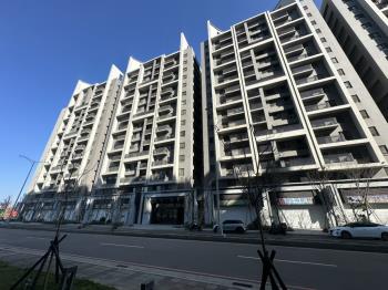 長虹天韻三房首購宅