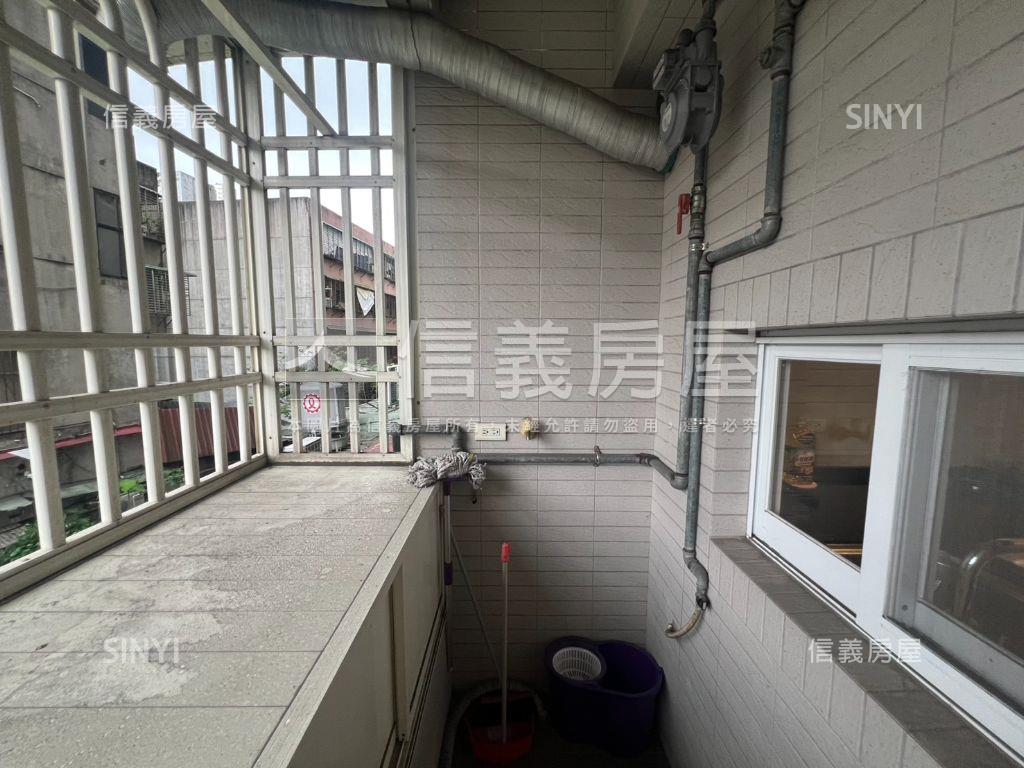 忠孝東路房屋室內格局與周邊環境
