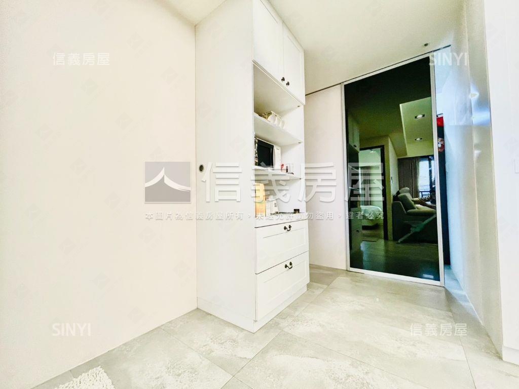 朝南精美大兩房平面車位房屋室內格局與周邊環境