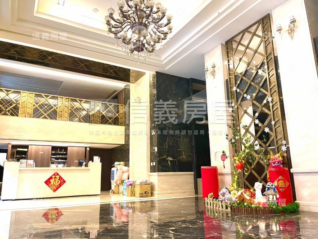 朝南精美大兩房平面車位房屋室內格局與周邊環境