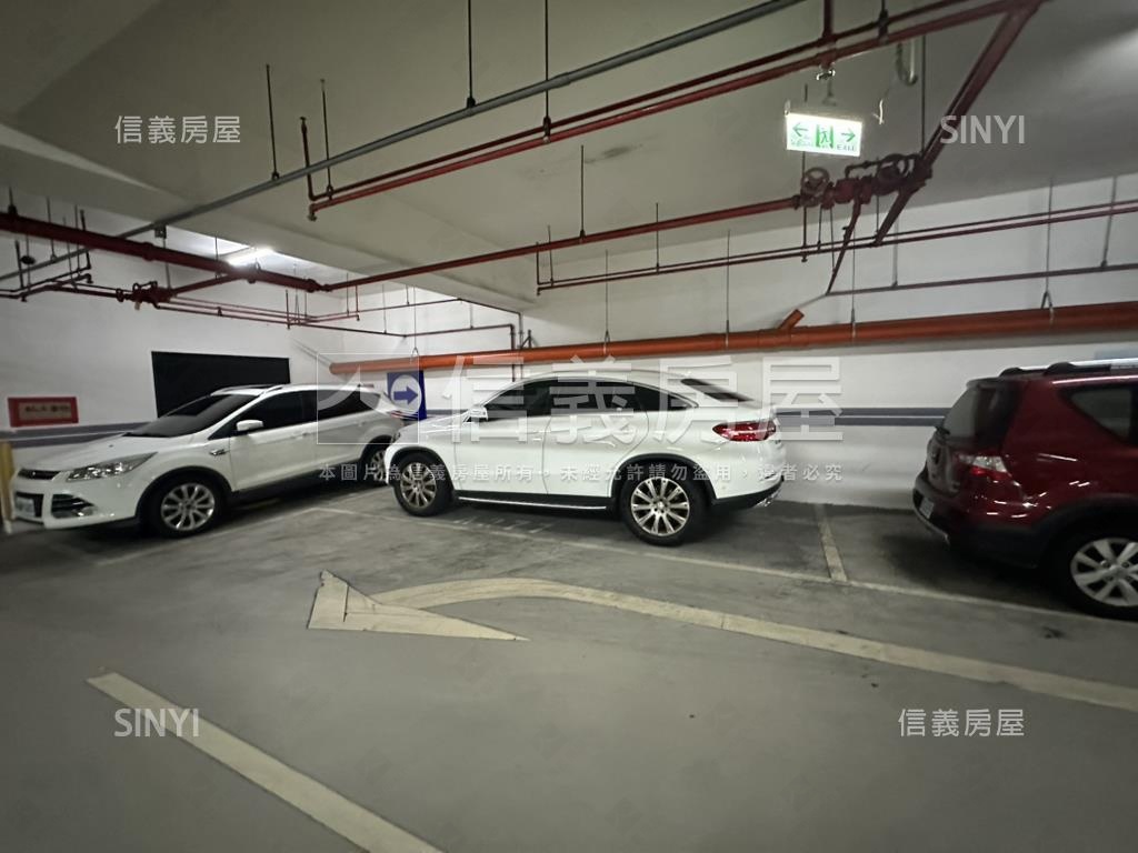大鵬新城三房平車出價可談房屋室內格局與周邊環境