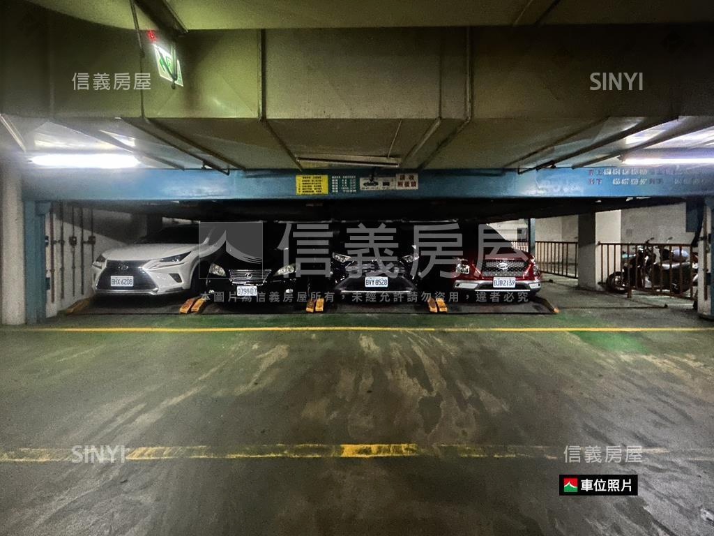東區採光啵棒５房車位房屋室內格局與周邊環境