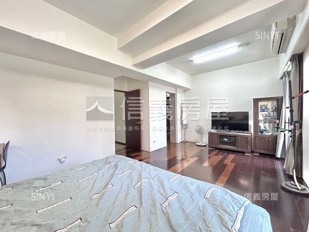 八期華太可以居雙Ｂ１平車房屋室內格局與周邊環境