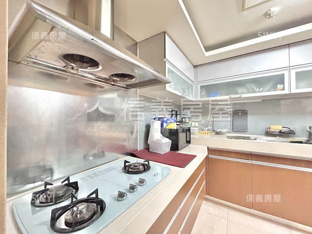 八期華太可以居雙Ｂ１平車房屋室內格局與周邊環境