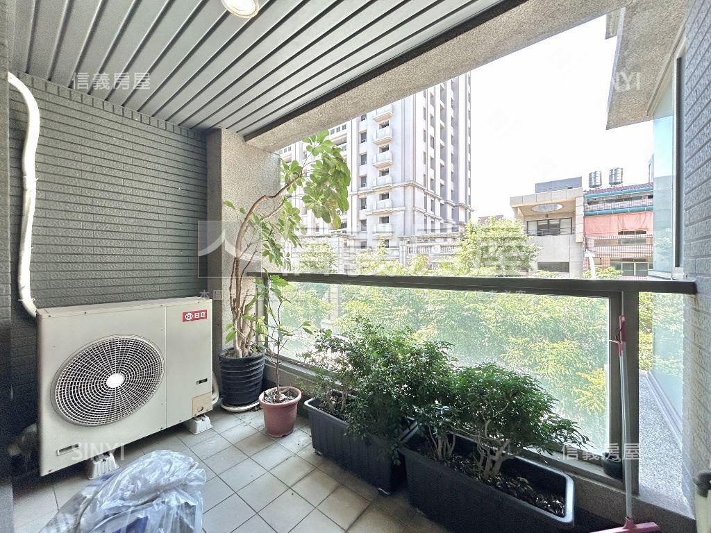 八期華太可以居雙Ｂ１平車房屋室內格局與周邊環境