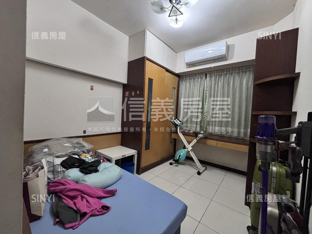 明亮！愛琴採光四房車位房屋室內格局與周邊環境