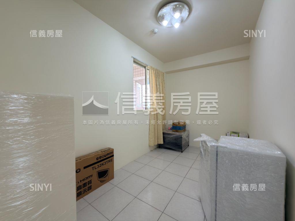 （新）絕代風華三房平車房屋室內格局與周邊環境