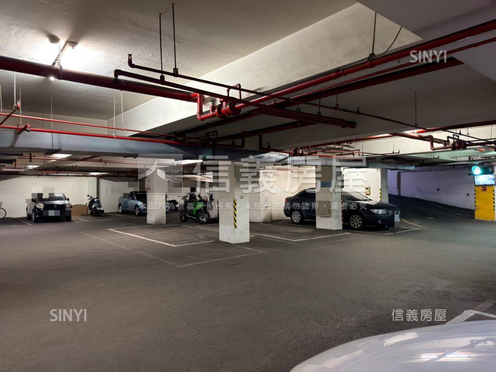 （新）絕代風華三房平車房屋室內格局與周邊環境