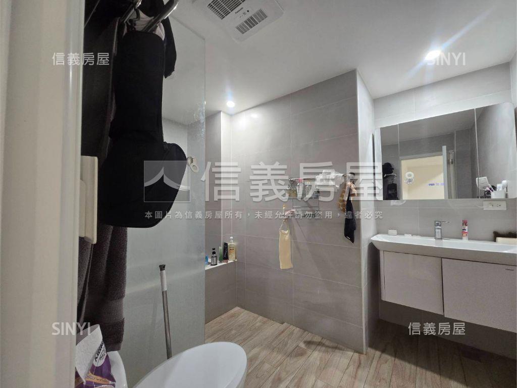 新東街一樓裝潢美邸房屋室內格局與周邊環境