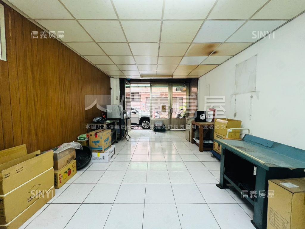 土城大面寬金店面房屋室內格局與周邊環境