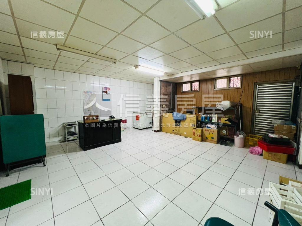 土城大面寬金店面房屋室內格局與周邊環境