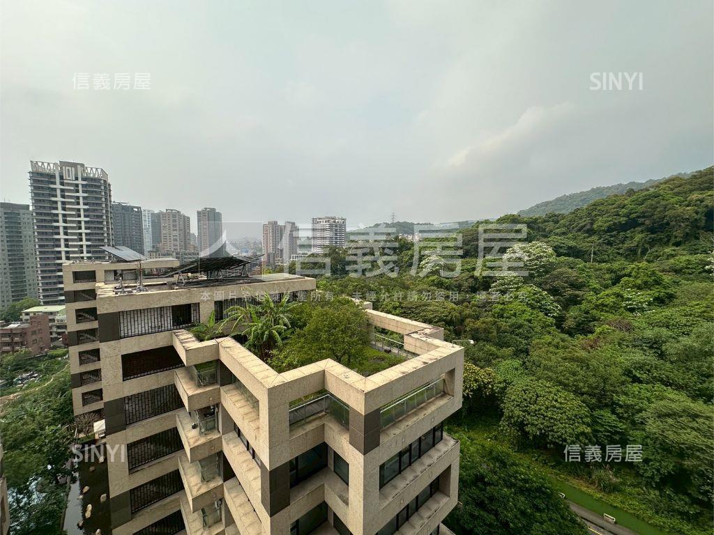 莫札特輕奢豪邸房屋室內格局與周邊環境
