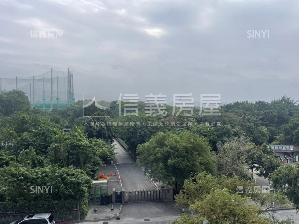 雙子星景觀漂亮屋房屋室內格局與周邊環境