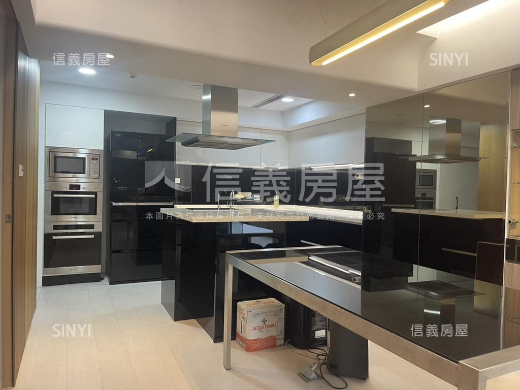 雙子星景觀漂亮屋房屋室內格局與周邊環境