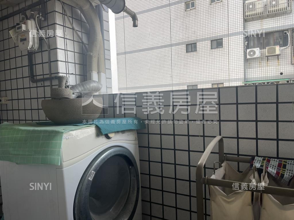 雙子星景觀漂亮屋房屋室內格局與周邊環境