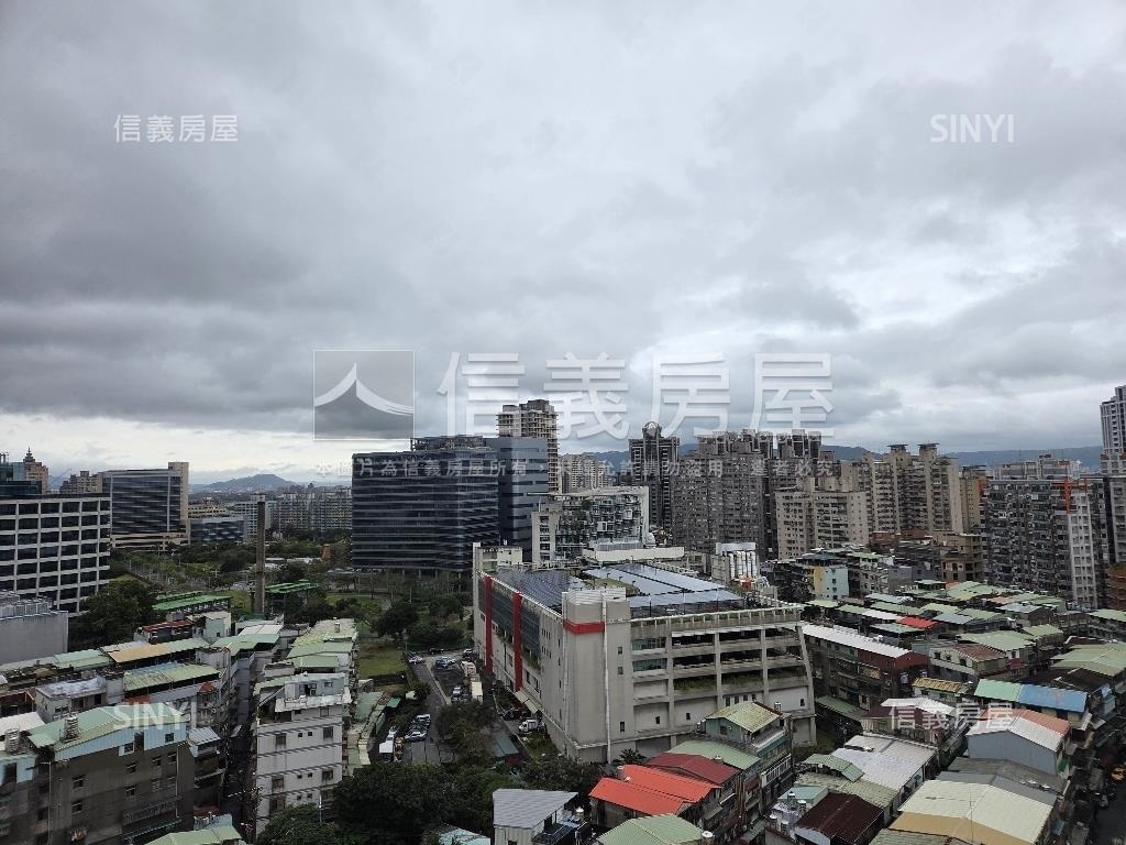 府中心景觀捷運漂亮居房屋室內格局與周邊環境