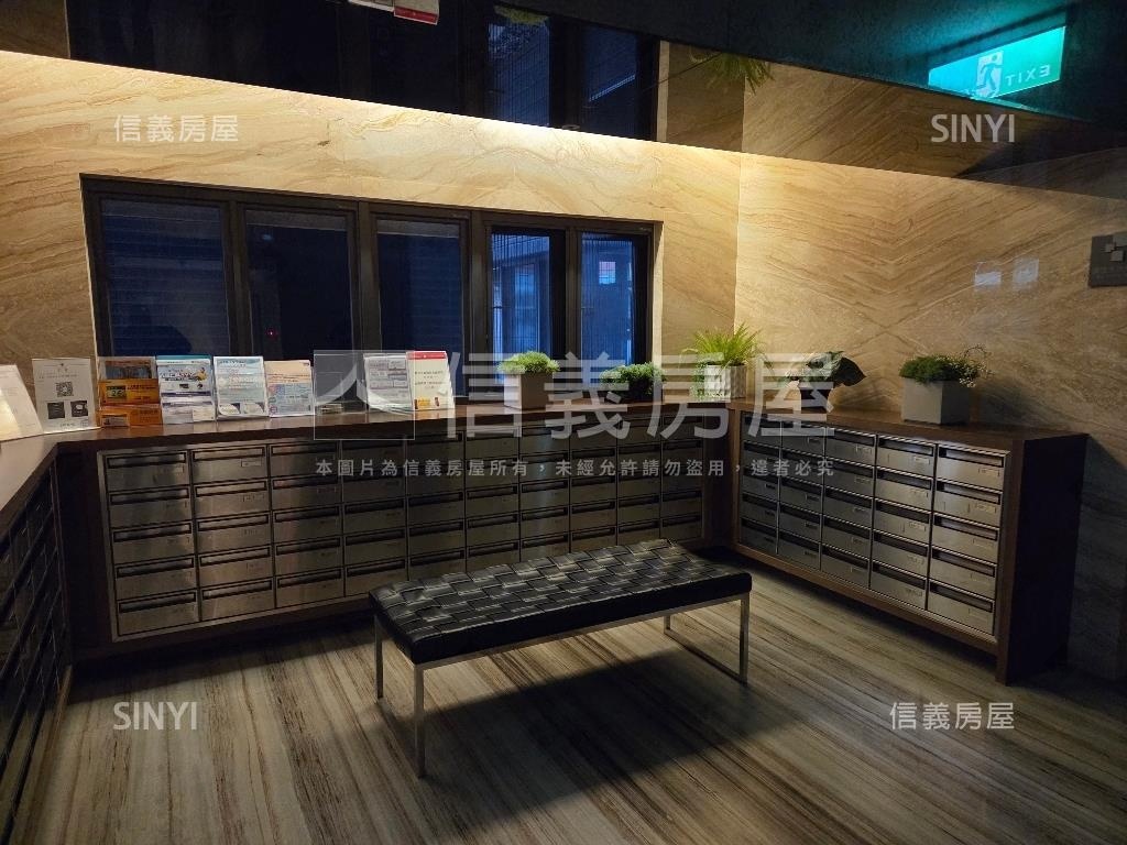 府中心景觀捷運漂亮居房屋室內格局與周邊環境