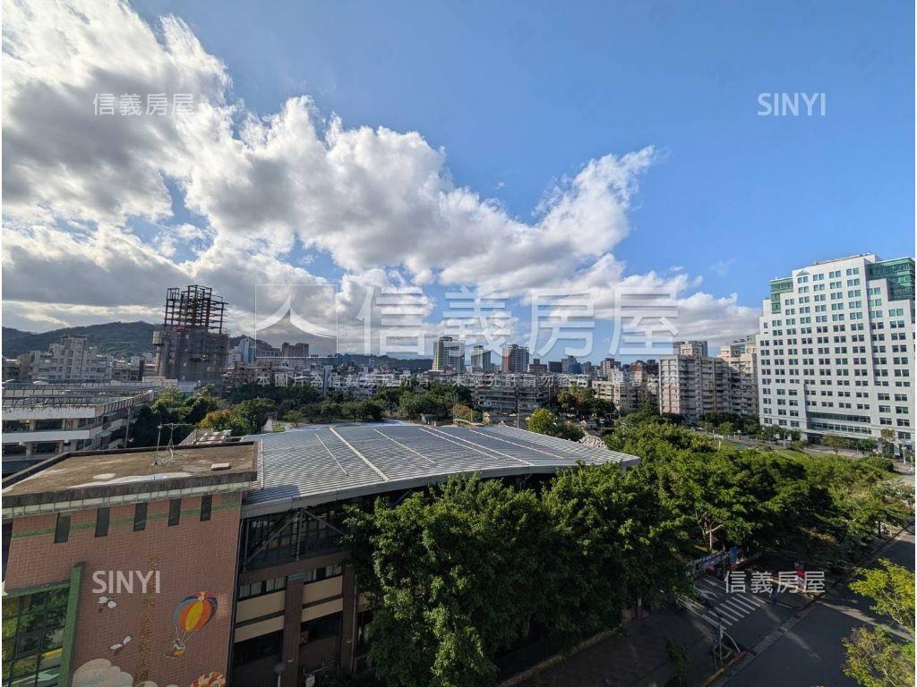 松勤世貿新城高樓景觀房屋室內格局與周邊環境