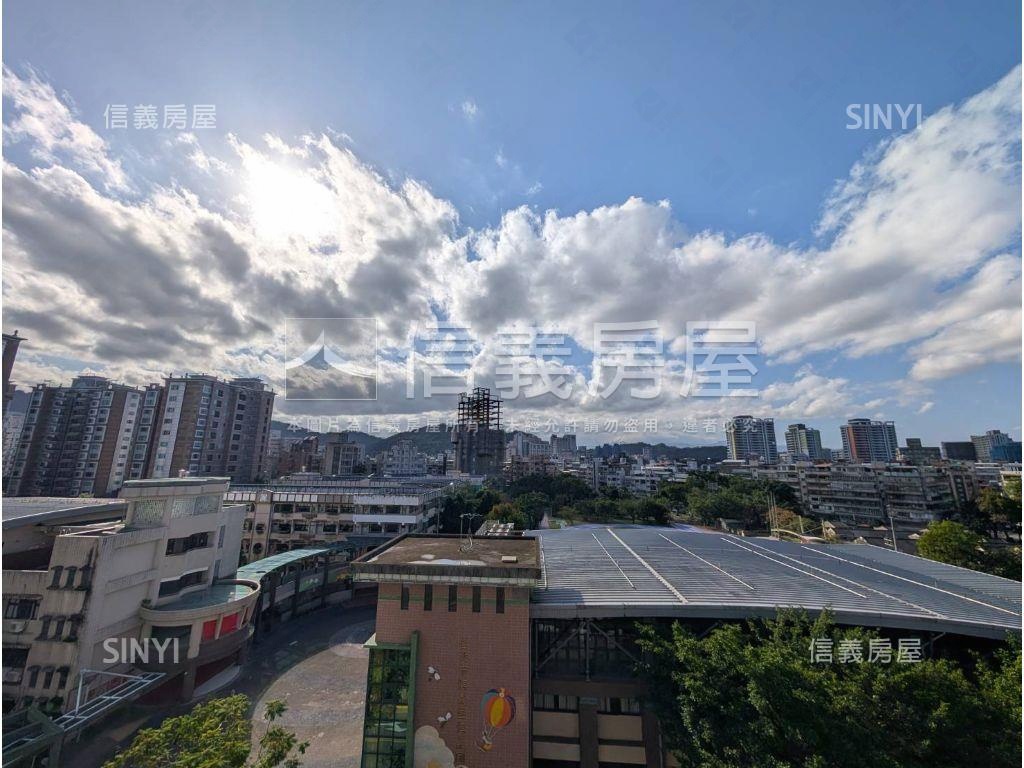 松勤世貿新城高樓景觀房屋室內格局與周邊環境