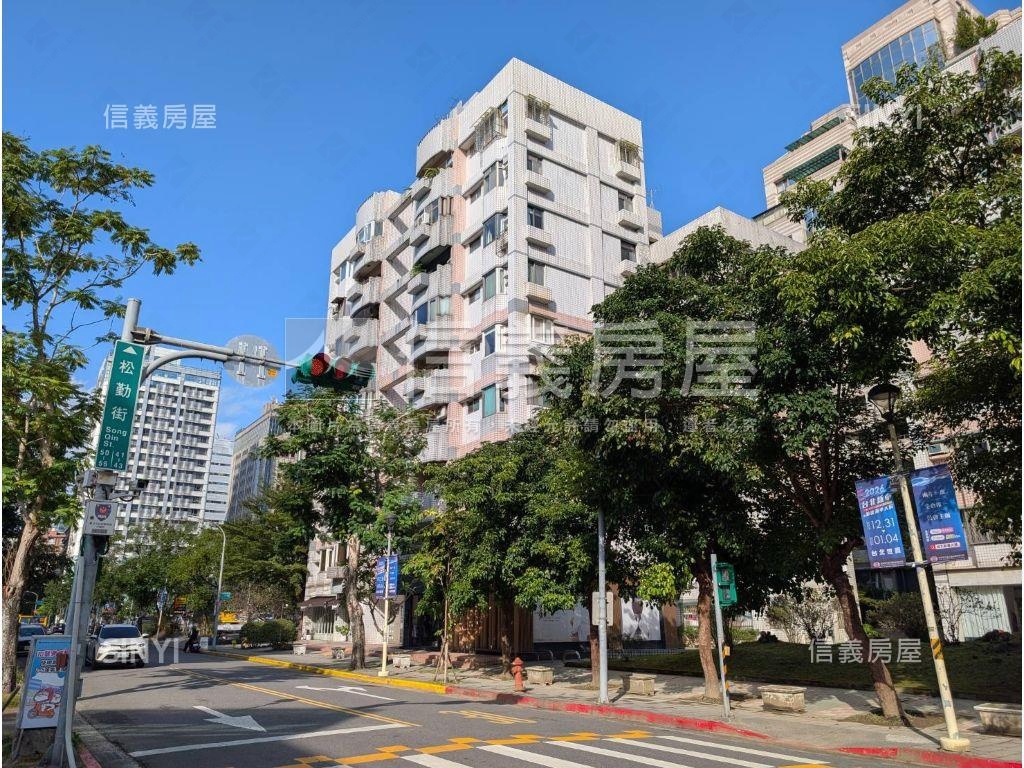 松勤世貿新城高樓景觀房屋室內格局與周邊環境