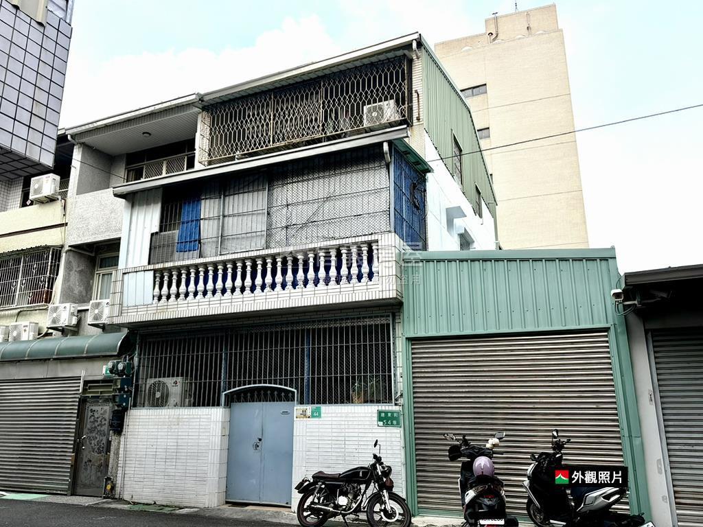 平實營區大坪面寬透天房屋室內格局與周邊環境