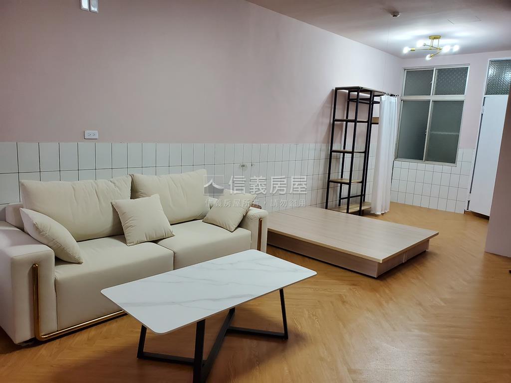平實營區大坪面寬透天房屋室內格局與周邊環境