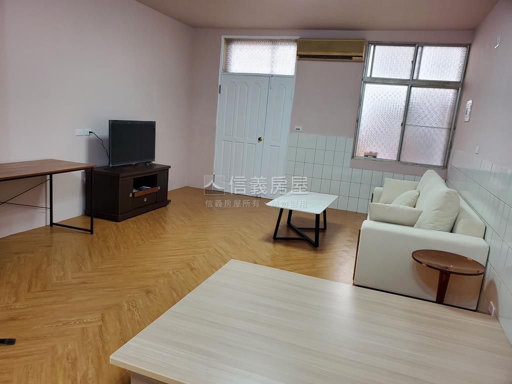 平實營區大坪面寬透天房屋室內格局與周邊環境