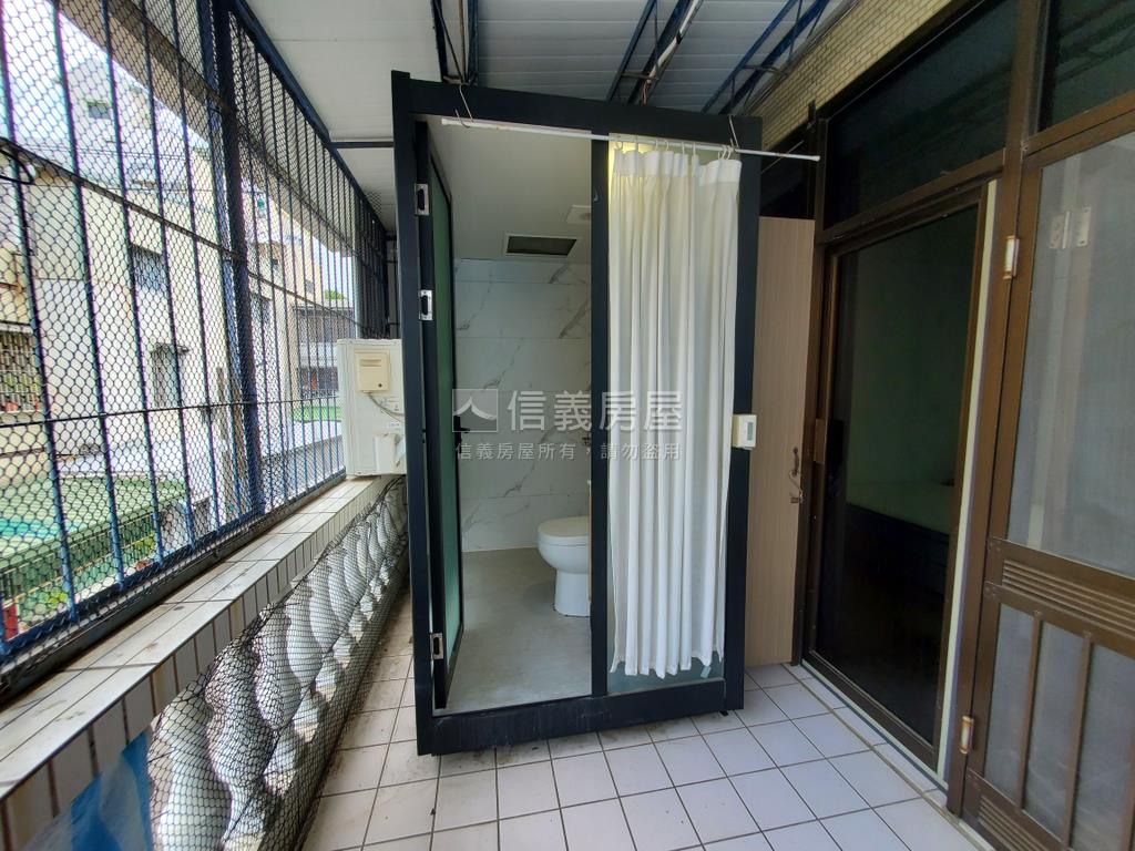 平實營區大坪面寬透天房屋室內格局與周邊環境