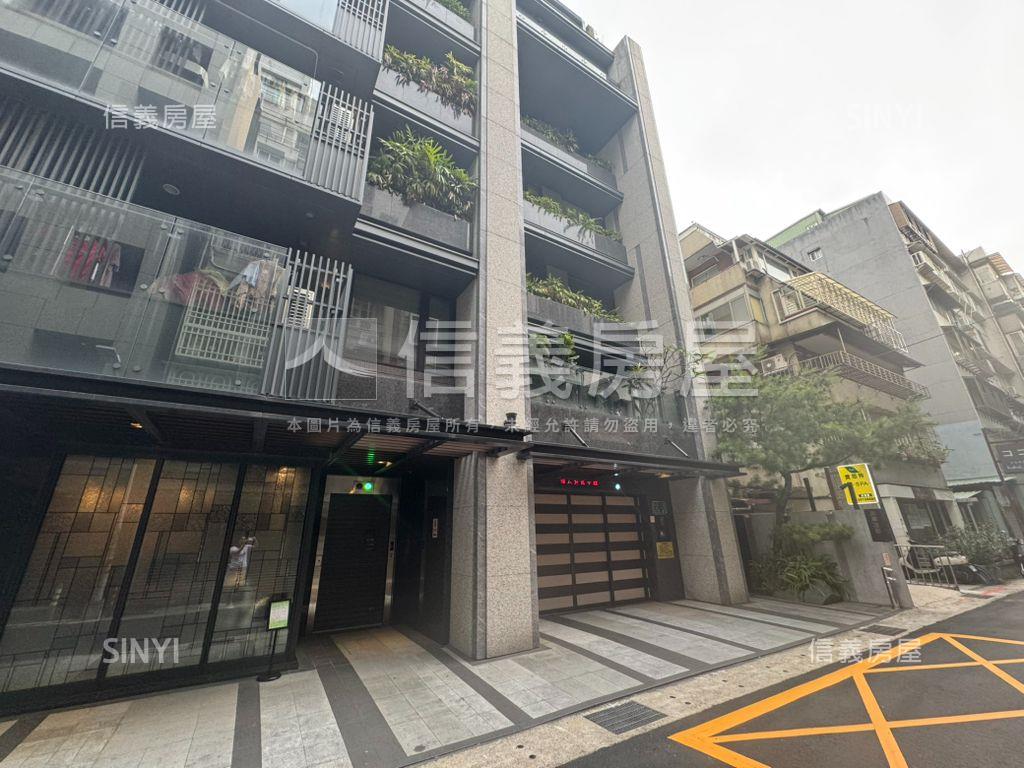 天母電梯２房附車位房屋室內格局與周邊環境