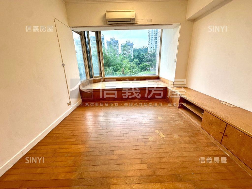 涵煙翠臻品二房房屋室內格局與周邊環境