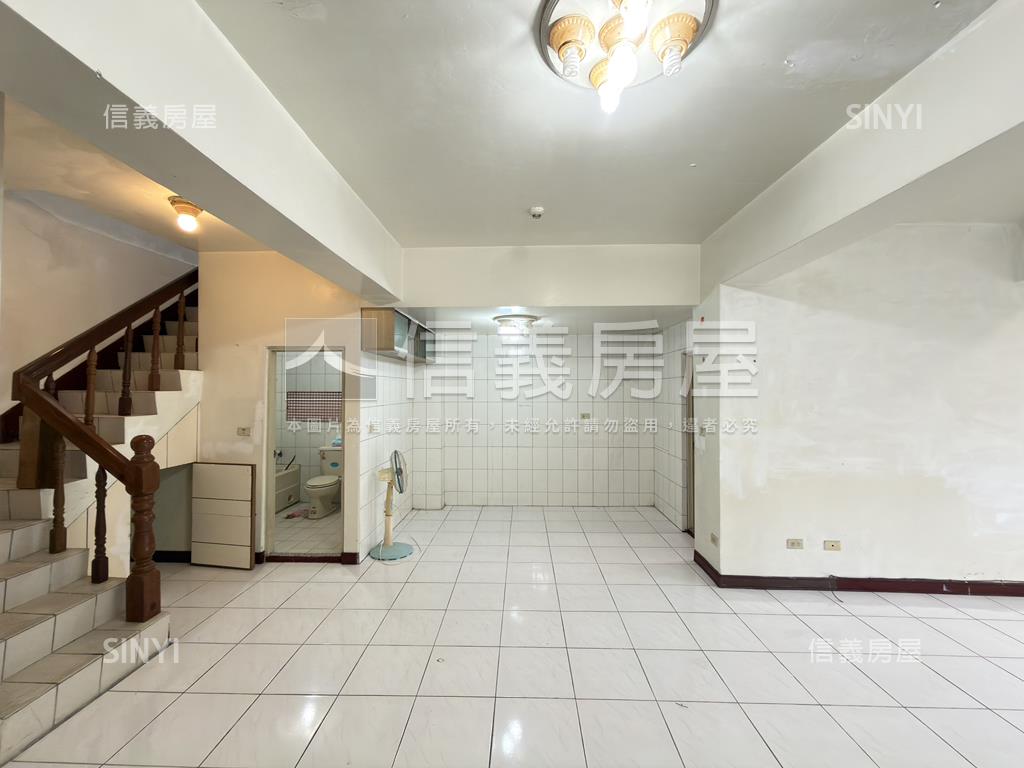 白雞空間好大美寓房屋室內格局與周邊環境