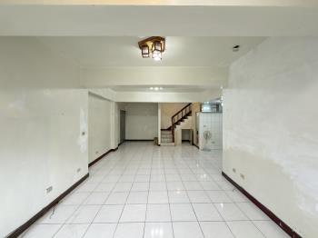 白雞空間好大美寓