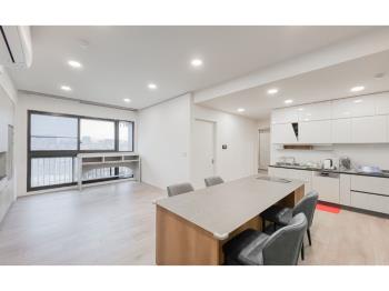 正１１期大毅建設三房平車